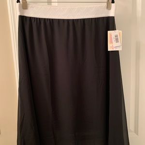 NWT LulaRoe Lola skirt
